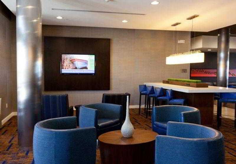 Отель Courtyard By Marriott Galveston Island Экстерьер фото