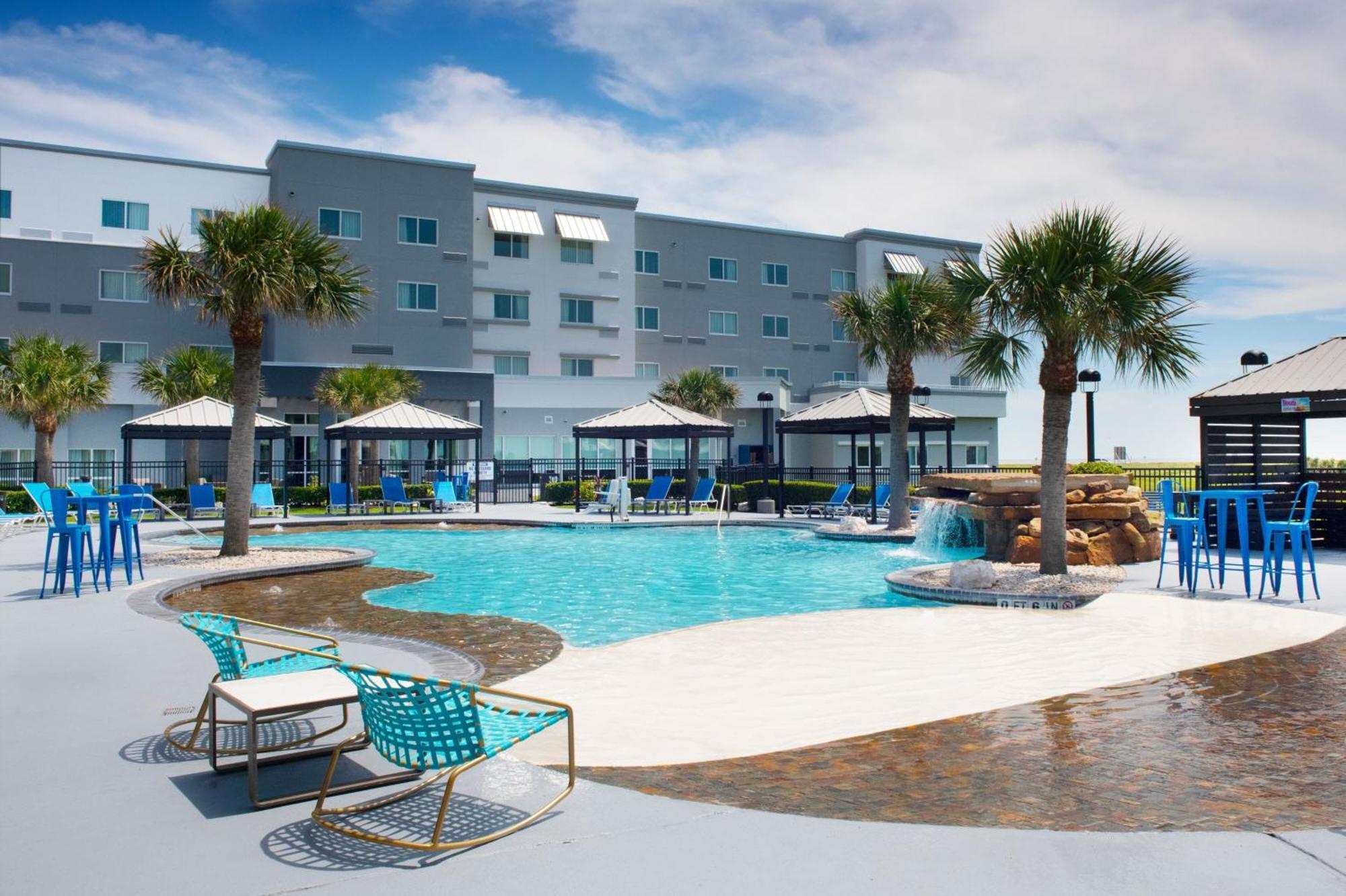 Отель Courtyard By Marriott Galveston Island Экстерьер фото