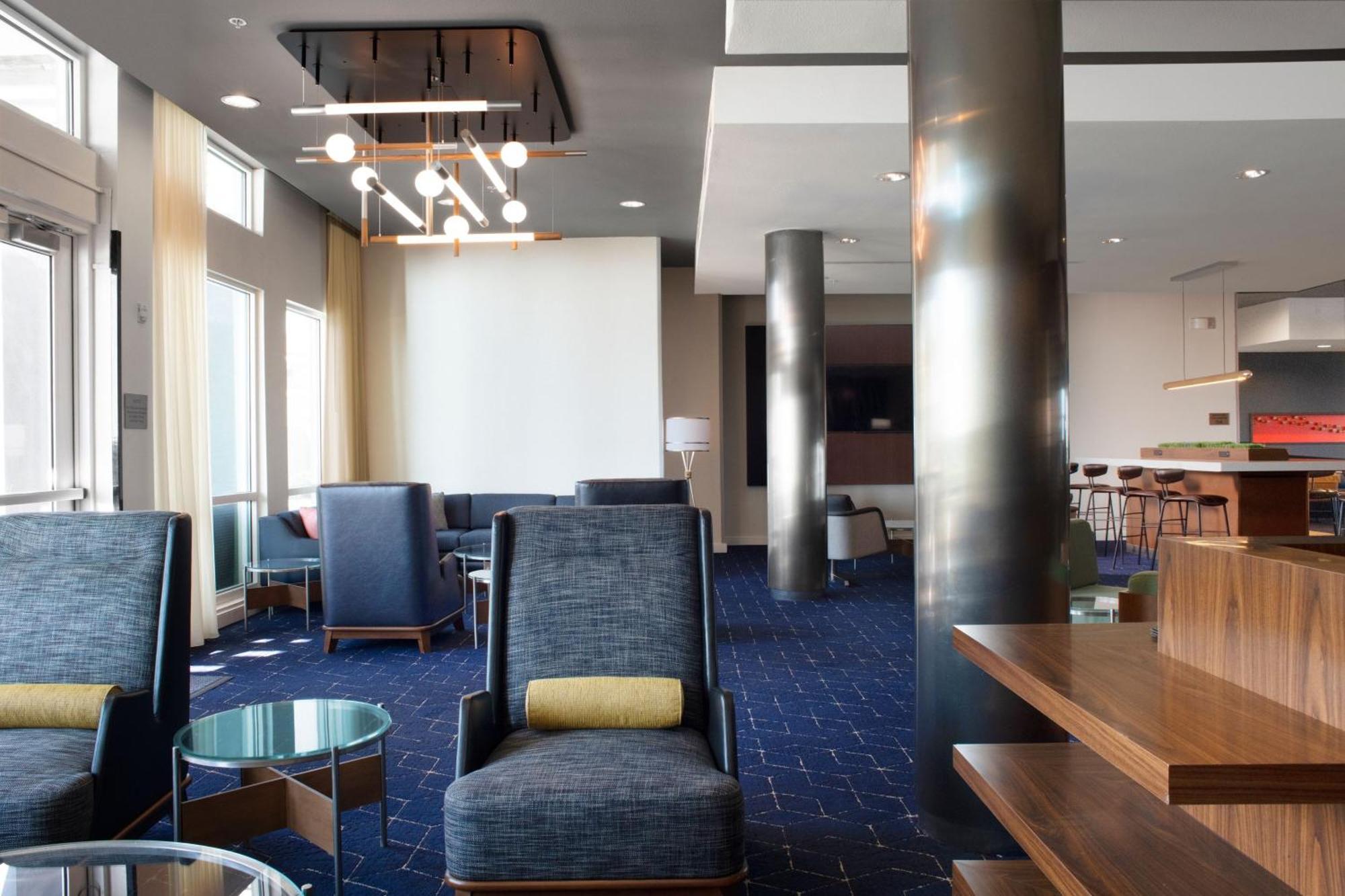 Отель Courtyard By Marriott Galveston Island Экстерьер фото